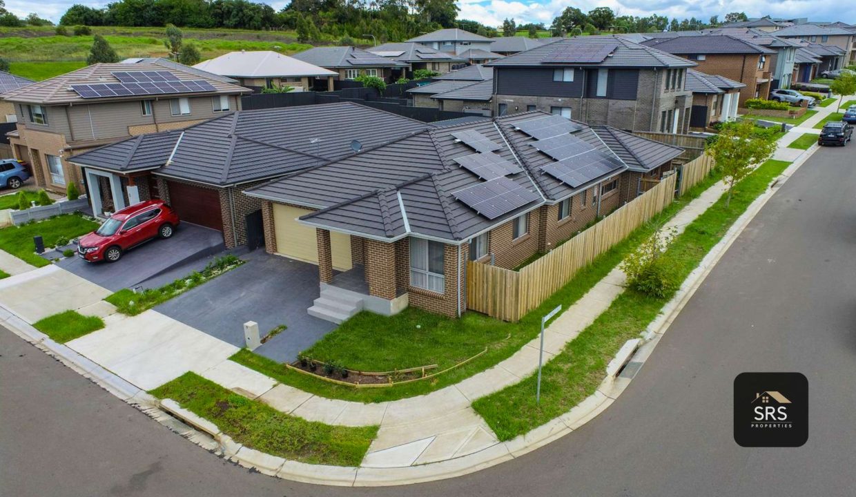 7 Glover Street, Claymore, NSW 2559 (7)